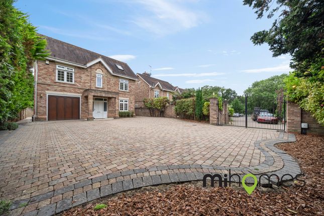 Thumbnail Detached house to rent in Sandalwood Close, Arkley, Barnet