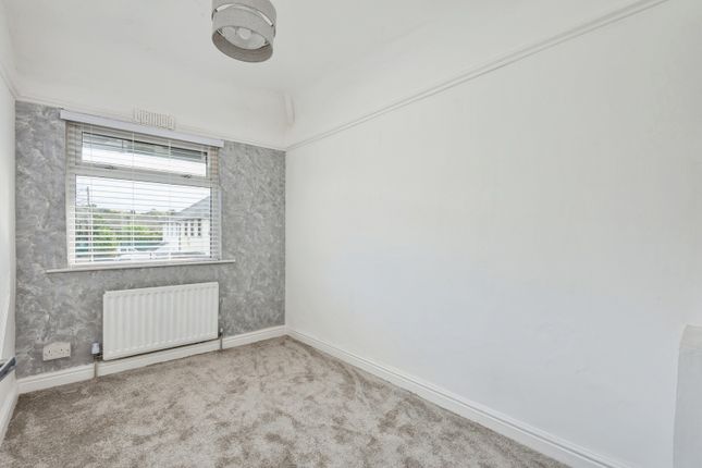 5, Alison Place, Merseyside photo 4