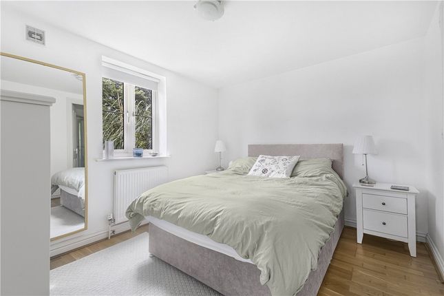 2 Sansoms Court,, Shipton Road, Oxfordshire photo 4