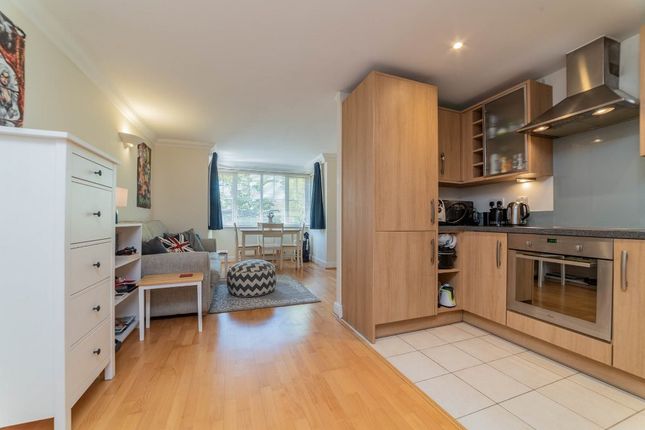 1, Ridgeway Heights, Ridge Way, HP13 photo 4