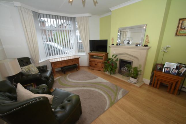 40, Masefield Road, Manchester photo 2