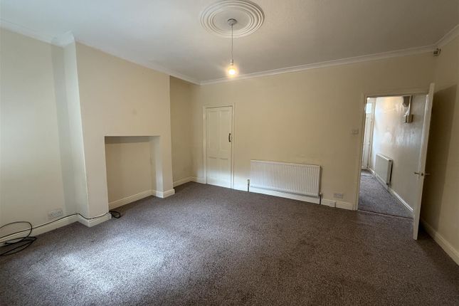 32, Askern Road, Carcroft, Doncaster photo 4