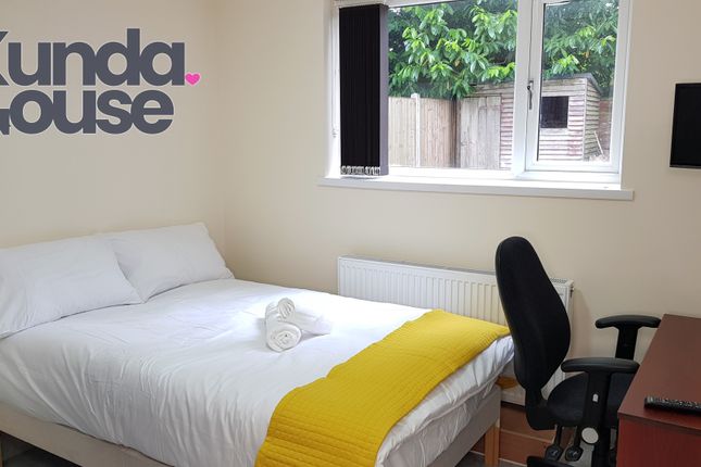 Shared accommodation to rent in Bournbrook Road, Birmingham