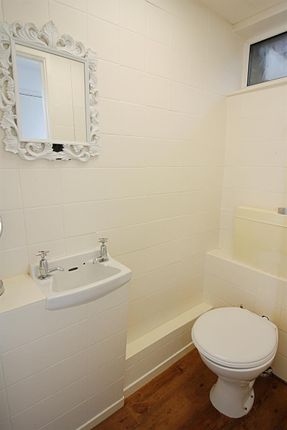 8 Bathgate Close, Wallsend photo 5