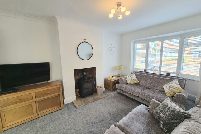 15, Raybourne Avenue, Poulton-Le-Fylde photo 2