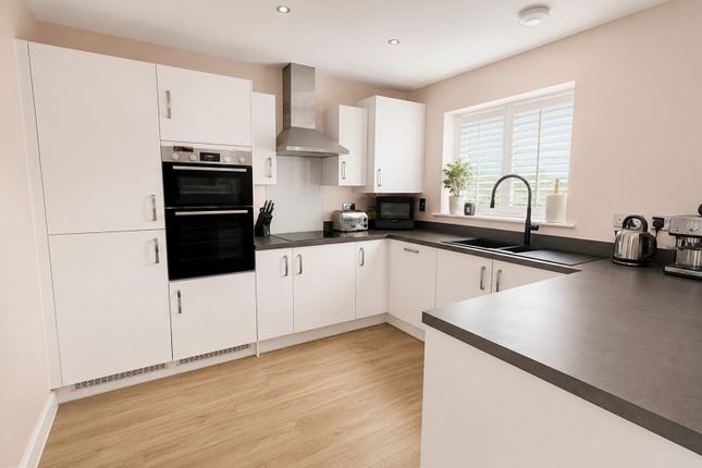 45 Cleavers Edge, Ampthill, Bedfordshire photo 5