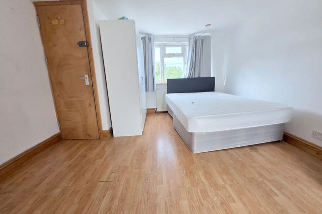 37, Nicholson Road, Croydon photo 5