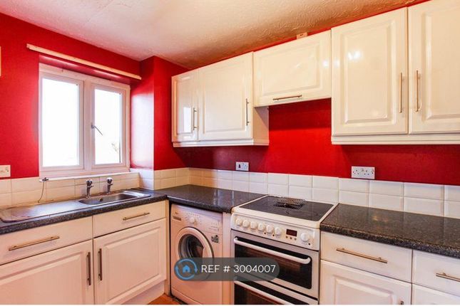 Danbury Crescent, South Ockendon photo 3