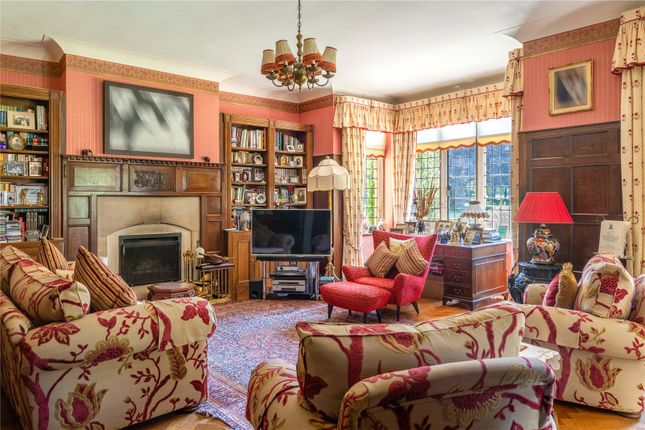 Waterton House