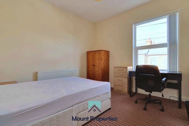 176 Broomfield Road, Coventry photo 3