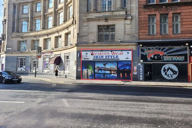 Commercial property to let in 15, High Street, Glasgow