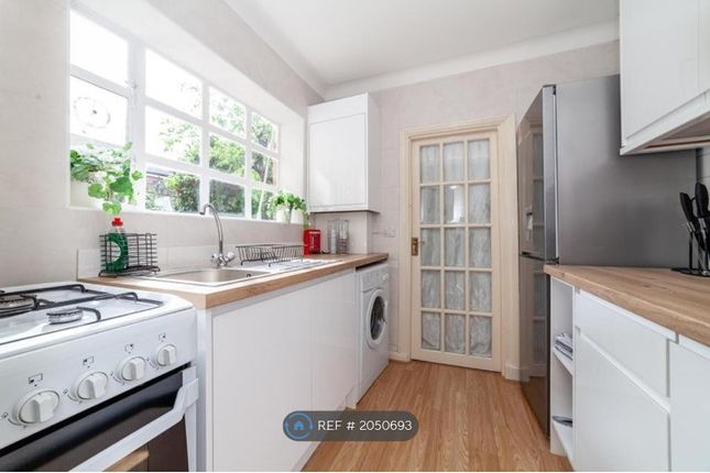 Flat to rent in Trent Road, London