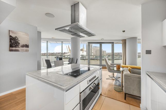 E1034, New Providence Wharf, London photo 2