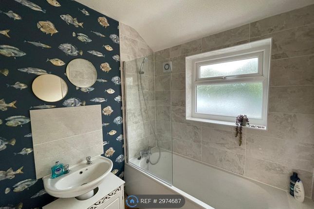 Chorley Road, Swinton, Manchester photo 4