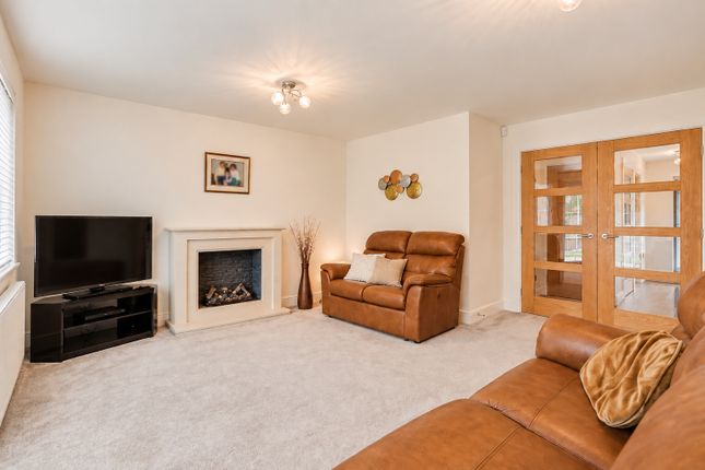 2, Pilkington Court, Wakefield photo 4