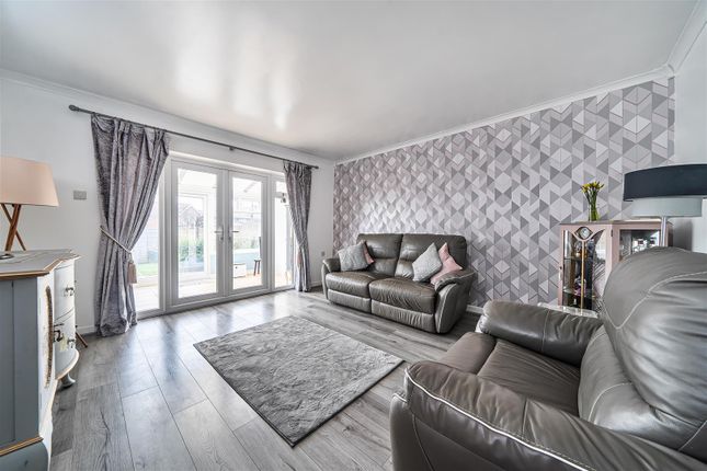 77, Seymour Road, Lee-On-The-Solent photo 4