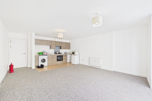 Flat 3, 28-29, Western Road, Hove photo 3