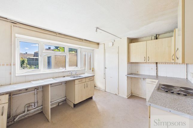 96 Appleford Drive, Abingdon photo 3