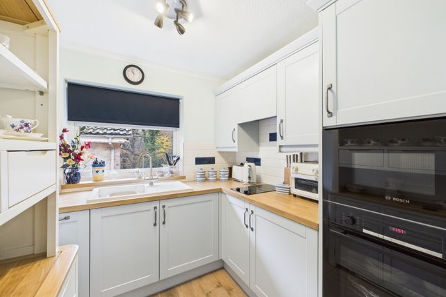 34 Wentworth Gardens, Southampton photo 3