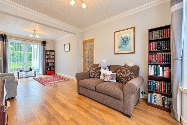 105, Ravenhill Road, Swansea photo 3