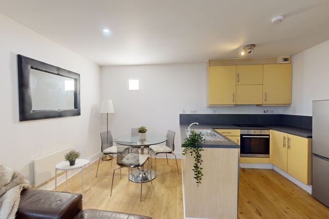 Flat to rent in Greenroof Way, Greenwich, London