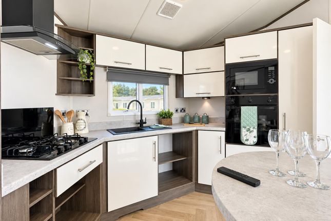 Atlas Status, Birchington Vale, Shottendane Road, Birchington photo 4