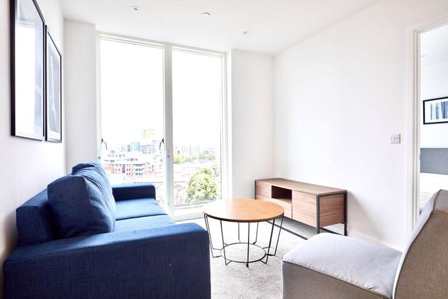 Flat 802, Transmission House, Manchester photo 2