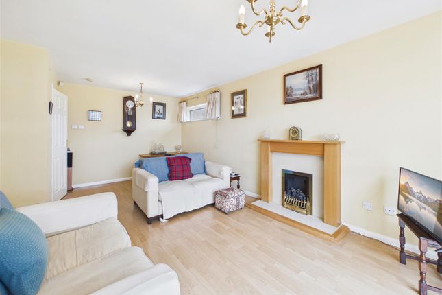 12, Sherwood Road, Dronfield photo 3