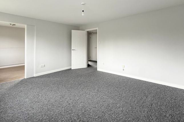 Imberwood Close, Warminster photo 3