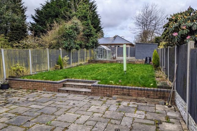 Semi-detached house to rent in Goodrest Avenue, Halesowen, West Midlands