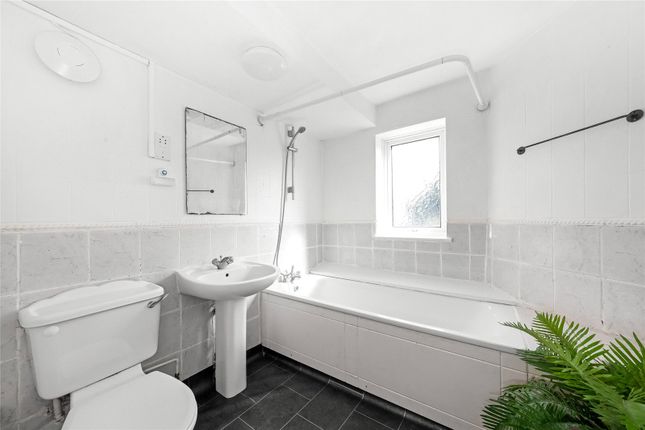 End terrace house for sale in Zion Road, Thornton Heath