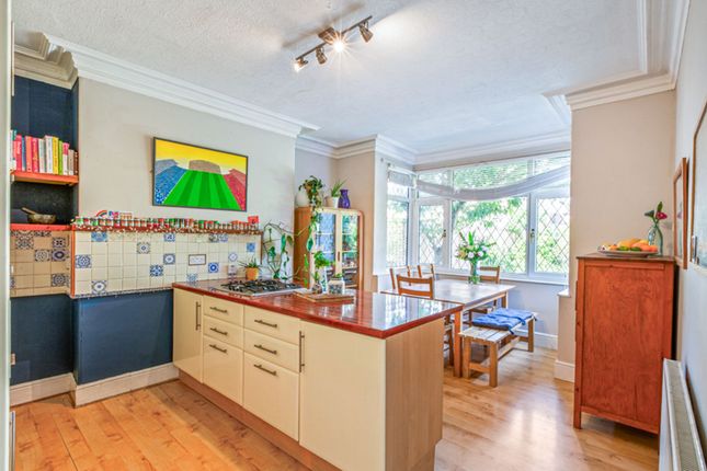 25 Norfolk Gardens, Leeds photo 4