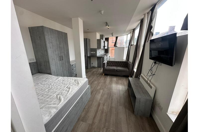 Flat 1, 2 Stamford Street, Leicester photo 2