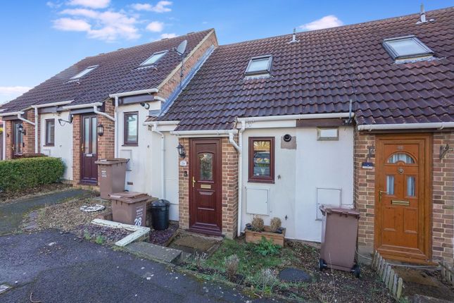Terraced house to rent in Flamingo Close, Chatham