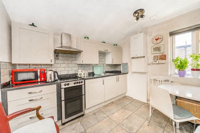 38B, Shorrolds Road, London photo 4