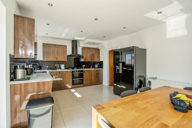 27, Clifton Road, Bognor Regis photo 4