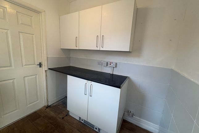 39, Abbey Street, East Yorkshire photo 5