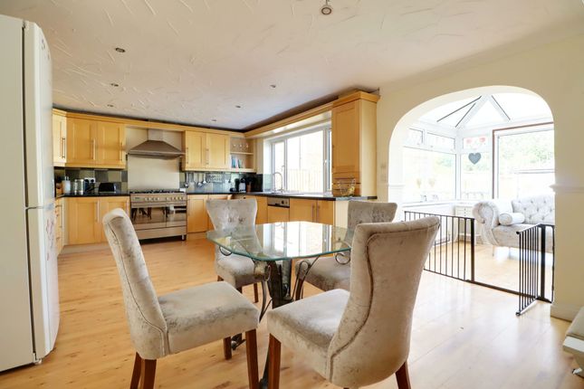 22 Burnham Road, Doncaster photo 4