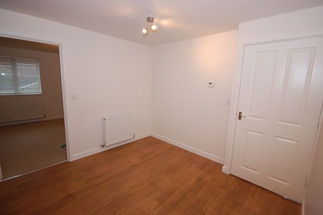 4, Acacia Croft, Belper photo 4