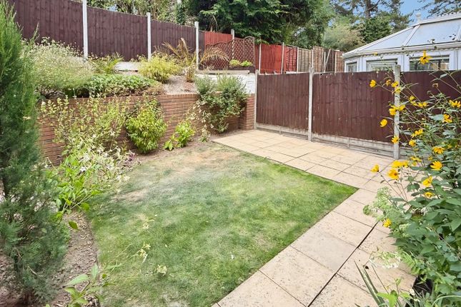 14, Steepwood Croft, Birmingham photo 4