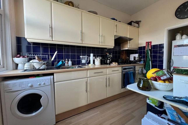 Sunnyhill Court, Sunningfields Crescent, London photo 3
