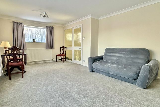 72, Swallow Drive, Lymington photo 4
