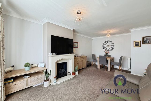 16, Lowlands Close, Barnsley photo 2