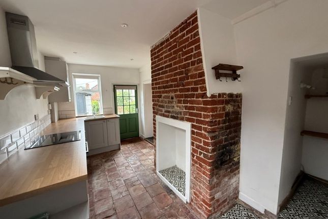 7 Old Post Office Court, Harleston photo 3
