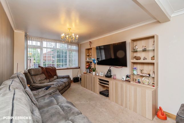19, Sandford Rise, Wolverhampton photo 4