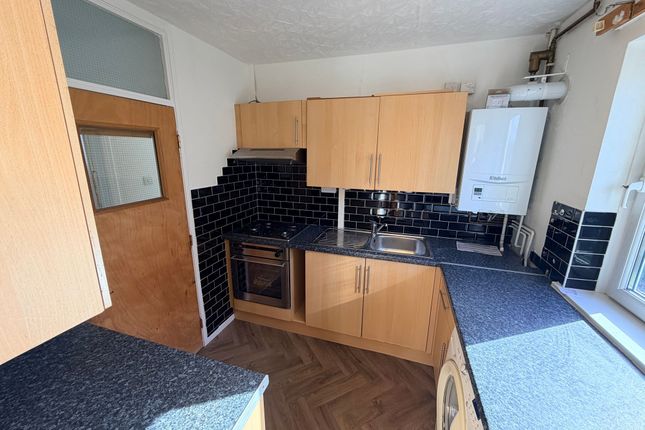 36 Lambourne Way, Newport photo 2