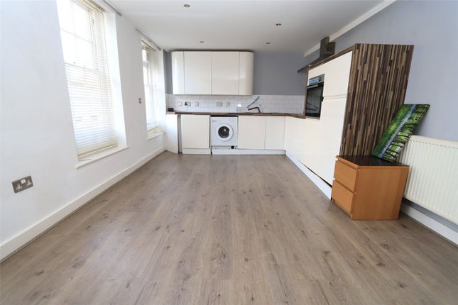 75a, High Street, Newport Pagnell photo 2