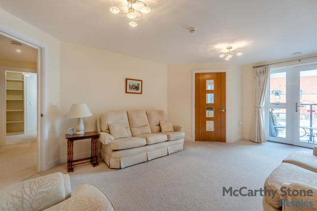 18 Scott Place, Cross Keys, Lichfield photo 4