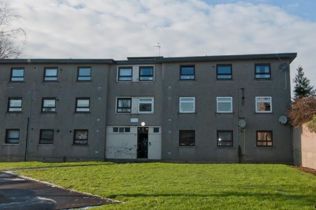 Flat to rent in Chapelle Crescent, Tillicoultry