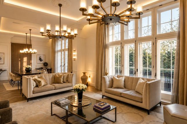 4-bed flat on Flat G & LGF Apartment, 5, Connaught Place, London, £65,000/mo